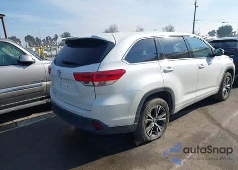 2018 Toyota Highlander Le из США, поврежденный, VIN 5TDZARFH9JS036886